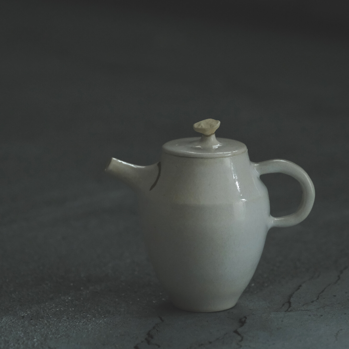 瓷壺(J) /蓁製陶